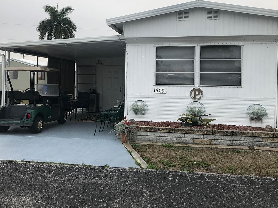 A 55 PLus Gated Community - Must be 55 or older to qualify with Credit and Background Check and Board Approval - $100 - non-refundable fee