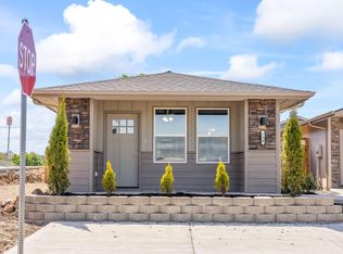 750 SW Madison St, Madras, OR 97741