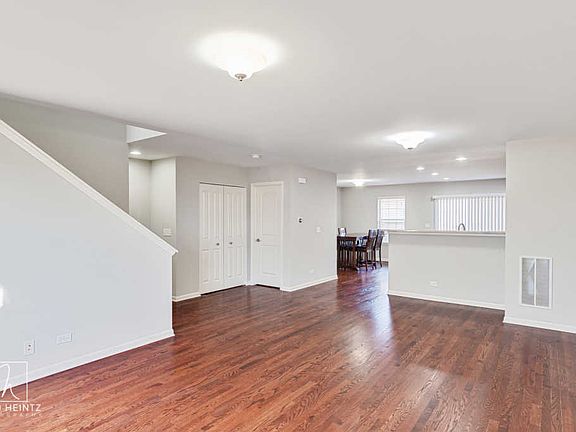 2nd image of 414 N Jayden Dr