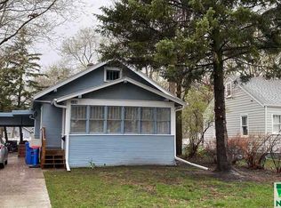 109 S Pine St, Vermillion, SD 57069