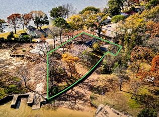 108 Point O View St, Gun Barrel City, TX 75156