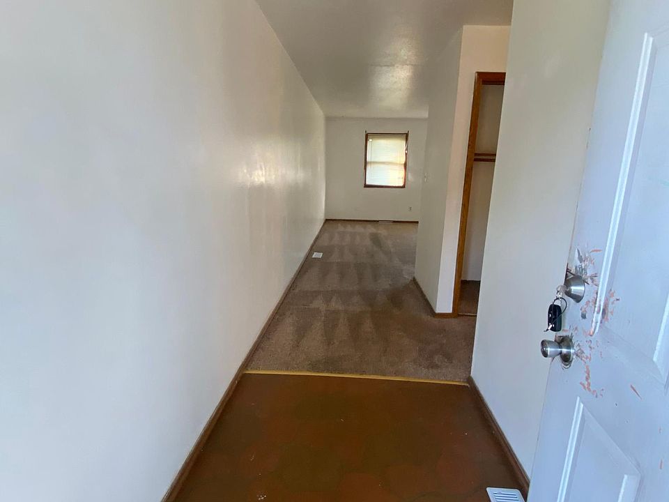 913 Laurelwood Dr, South Bend, IN 46637 Zillow