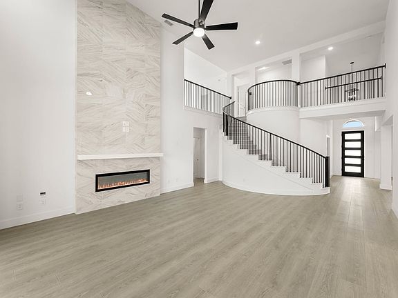 7th image of this home