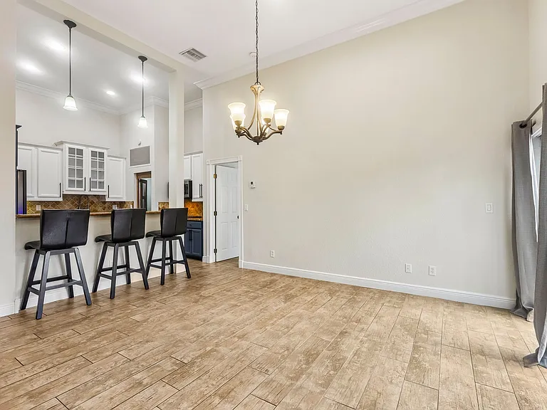 2731 S Parkview Dr #1 — Photo 28
