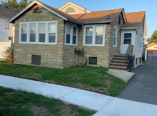 55 Van Wyck Ave, Staten Island, NY 10309