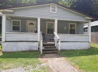 1331 Branch Rd, Belle, WV 25015
