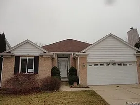 24523 Jason Dr #4 photo 1
