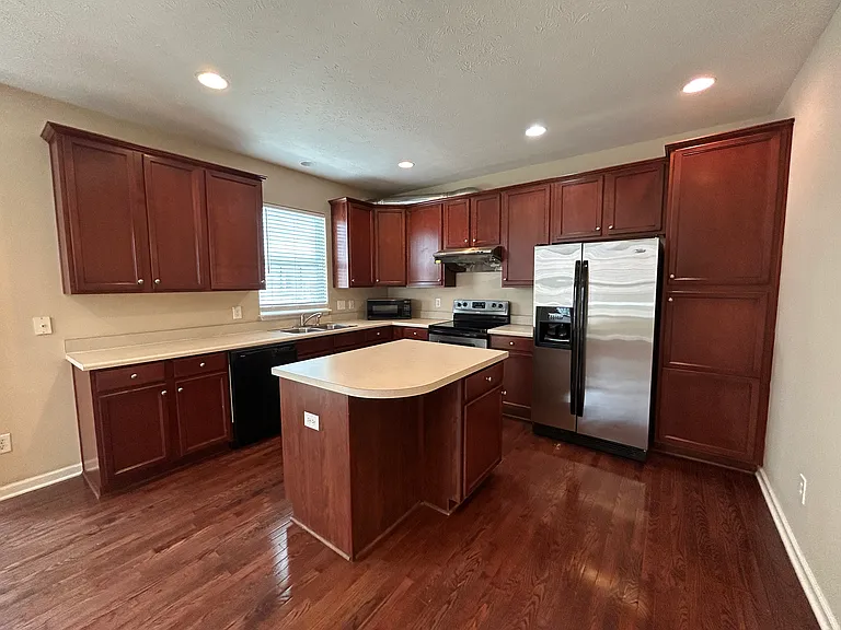 8268 Jo Ellen Dr — Photo 14