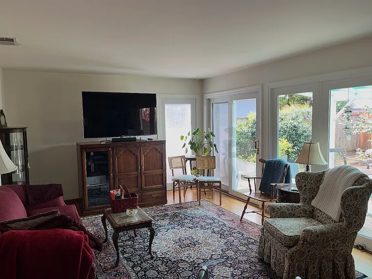 1648 Lee Dr — Photo 1