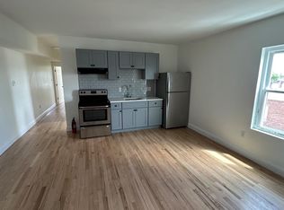 1454 S 28th St, Philadelphia, PA 19146