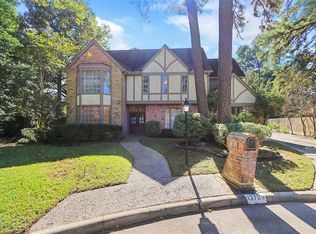 13703 Barons Bridge Dr, Houston, TX 77069
