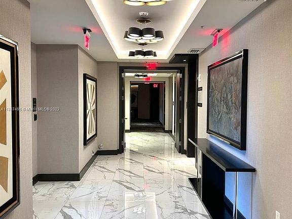5th image of 301 Altara Ave APT 802