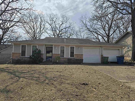 2nd image of 804 Silver Hill Rd