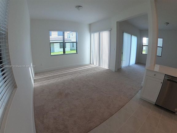 4th image of 5482 Soria Ave #5482
