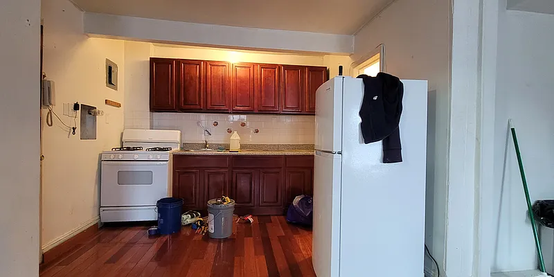 Rented by Michal Kuras, LREB | media 2