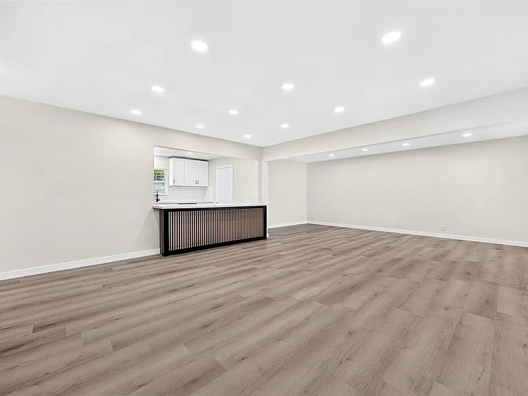 1202 Dogwood Dr — Photo 14