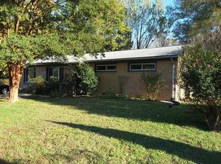 586 Harrop Ln, Williamsburg, VA 23185