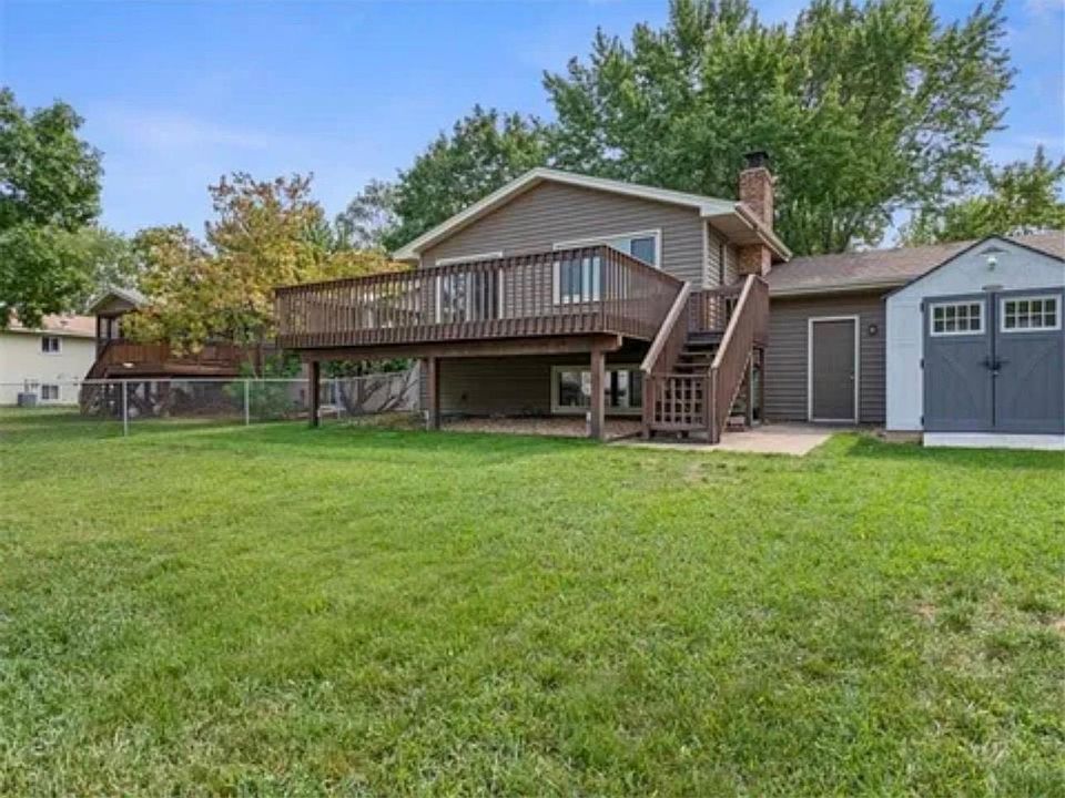 2nd image of 7518 Humboldt Cir N