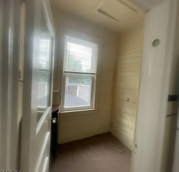 77 Franklin Ter — Photo 15