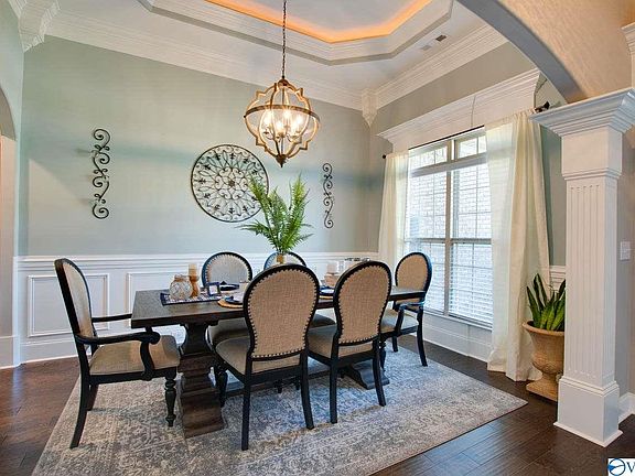 4th image of 2037 Meadow Creek Cir SE