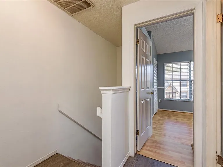 1602 Brigadoon Dr — Photo 15