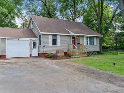 231 Elm St, North Syracuse, NY, 13212