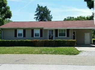 102 W Missouri Ave, Vandalia, MO 63382