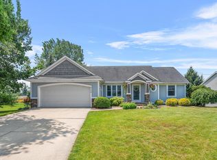 8179 Fairwood Dr, Jenison, MI 49428