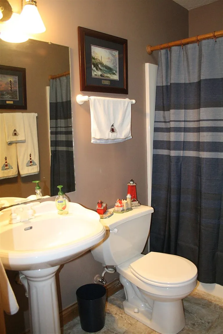 311 Smiths Rd photo 1