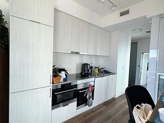 3rd image of 158 Front St E #1708