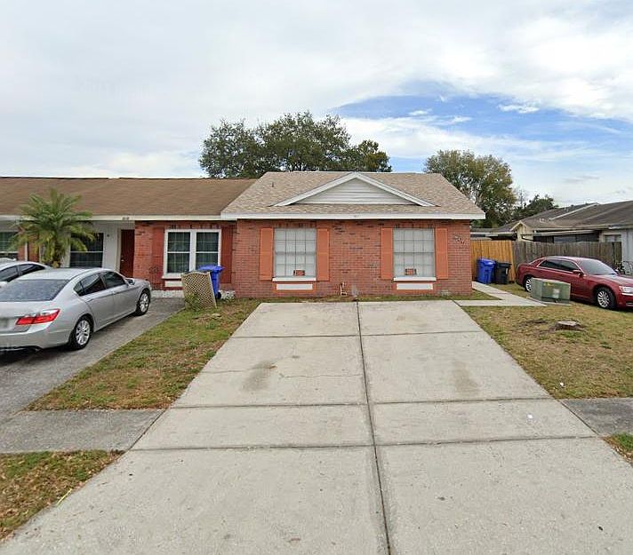 1st image of 917 Burlwood St