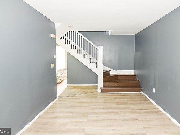 5th image of 3718 Boarman Ave