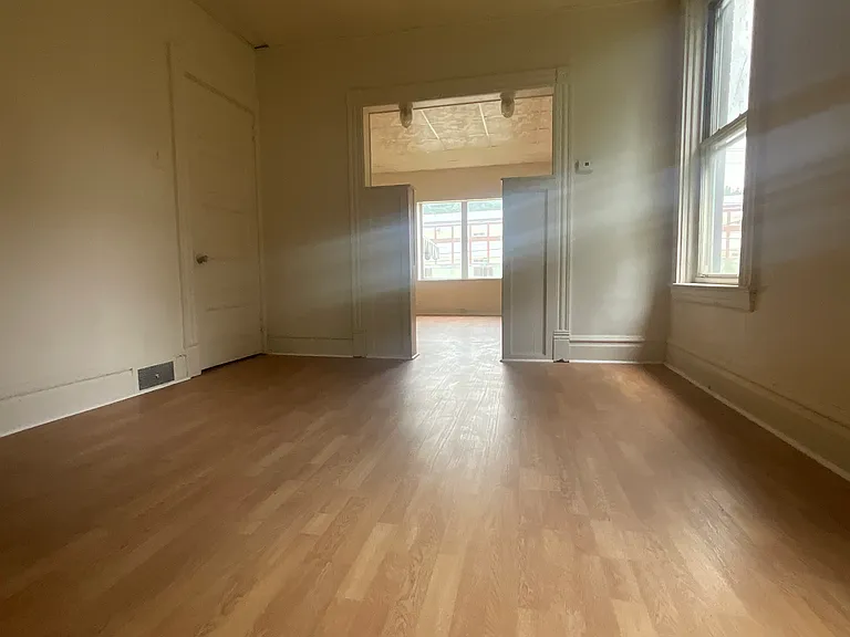 654 Airbrake Ave — Photo 5