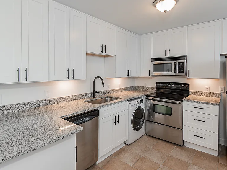 5630 Pershing Ave #42 — Photo 11