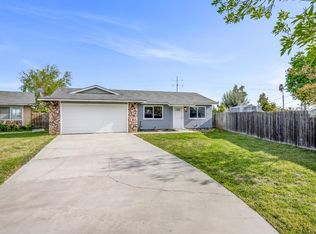 58 E Garrett Ave, Fresno, CA