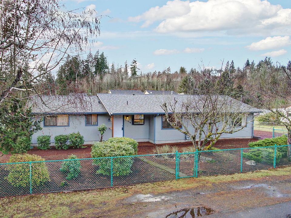 1st image of 11918 120th Ave E
