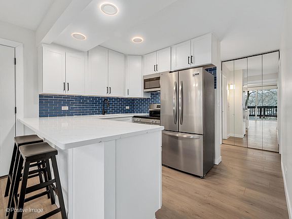 4th image of 5516 E Lake Dr #92-C
