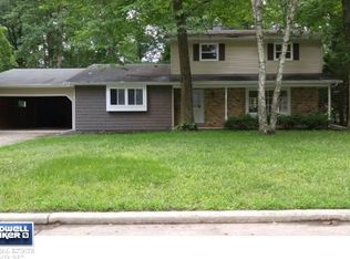 1500 S Lee St, Appleton, WI 54915