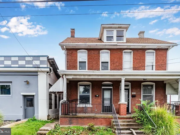 2041 Greenwood St, Harrisburg, PA 17104