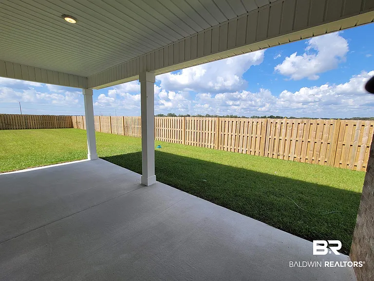 1045 Hayward Loop — Photo 17