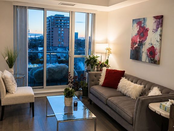 2nd image of 9191 Yonge St S #616
