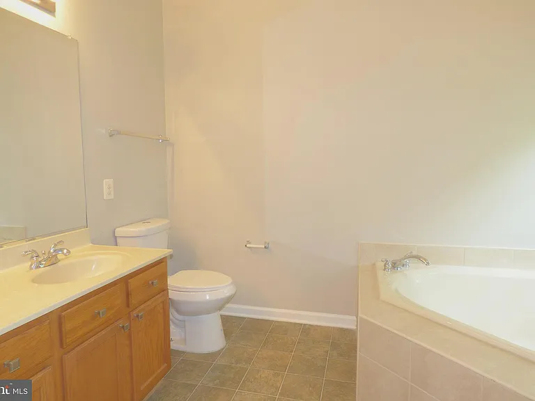 20957 Duryea Ter — Photo 18
