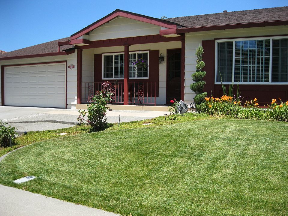 1st image of 3228 Arroyo Dr