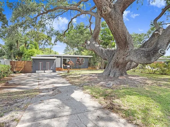 779 Bayou Blvd S, Saint Petersburg, FL 33705