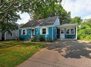 27 Cricklewood Rd, Milford, CT 06460