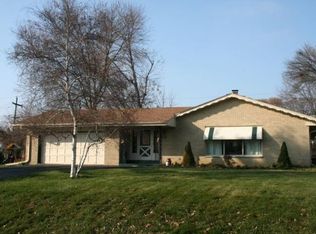 3528 Sherwood St, Racine, WI 53406