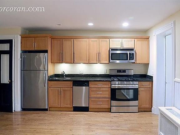2nd image of 688 10th St #1