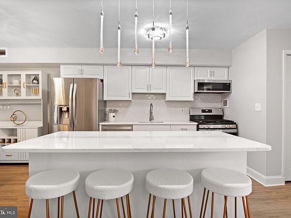 3rd image of 7503 Spring Lake Dr APT B1