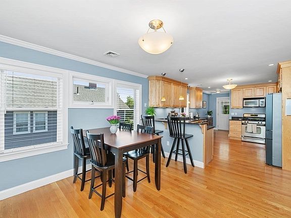 4th image of 27 Wiltshire Rd #27