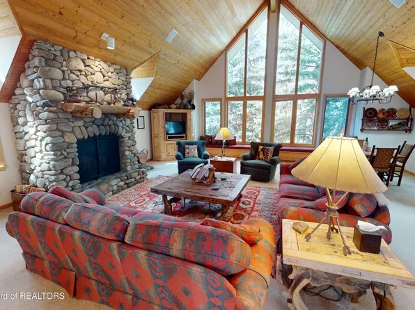2985 N Aspen Wood Ln, Wilson, WY 83014